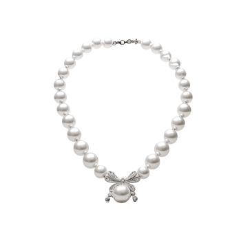 Pearl Necklace 02